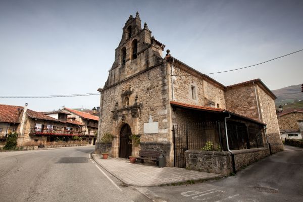 Iglesia Parroquial de Villacarriedo