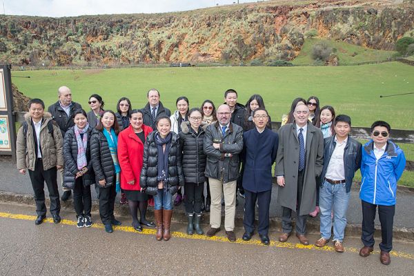 Políticos chinos estudian el modelo turístico de Cantabria - Turismo de  Cantabria - Portal Oficial de Turismo de Cantabria - Cantabria - España