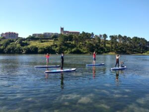 Vive la experiencia del surf y el SUP