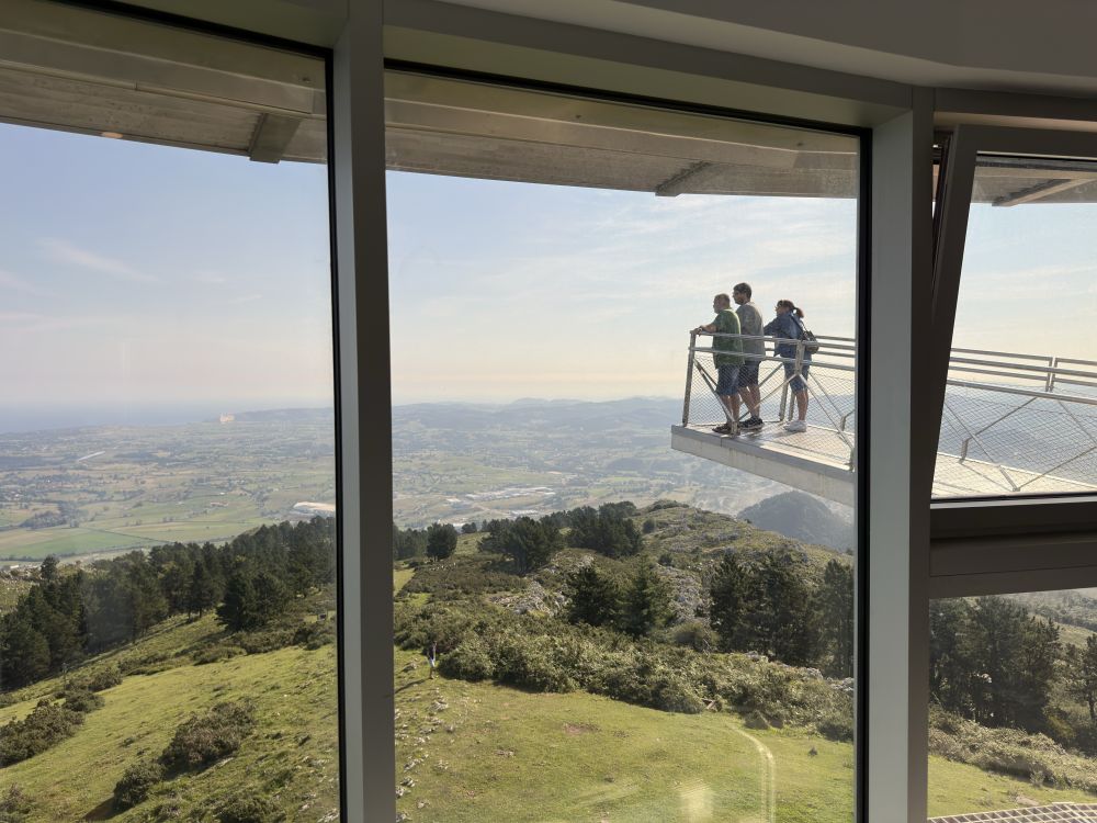 Plataforma exterior Peña Cabarga Plataforma exterior Peña Cabarga