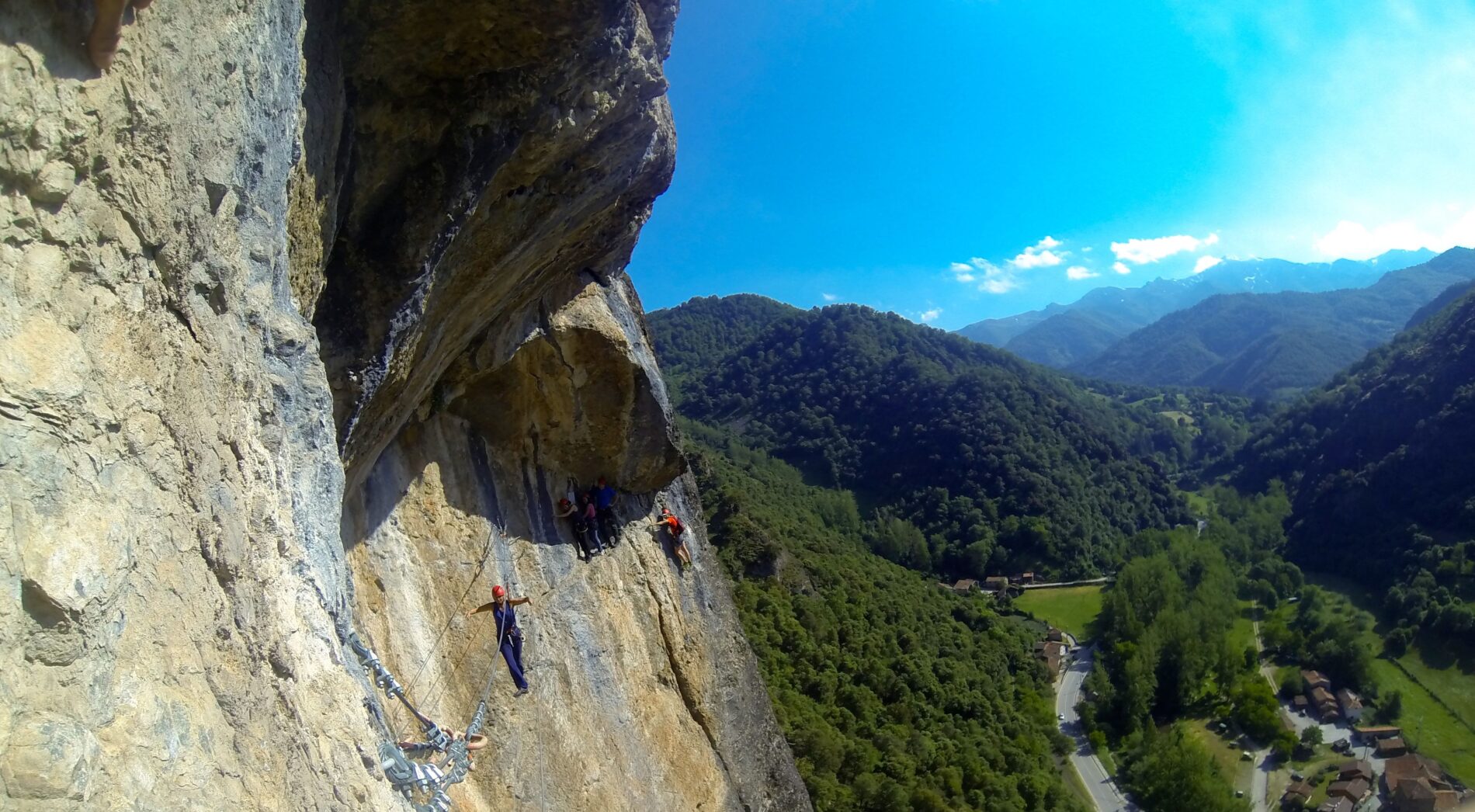 DCIM101GOPRO DCIM101GOPRO