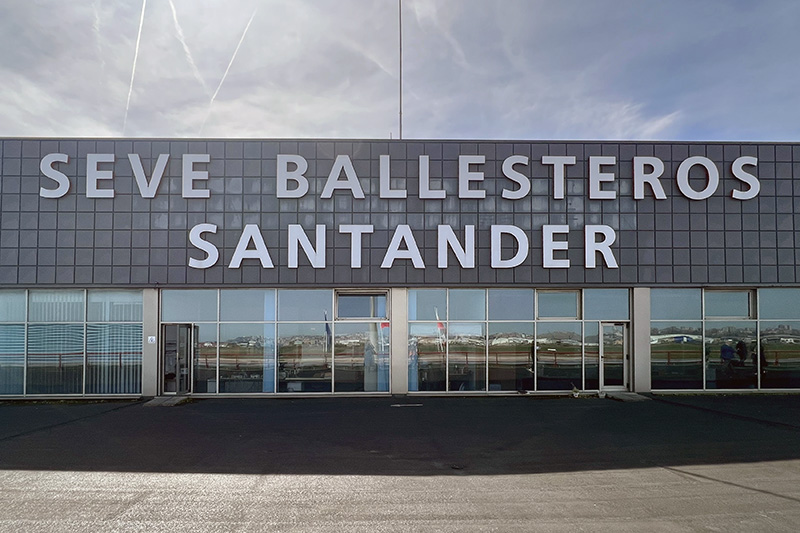 webaeropuerto seve ballesteros