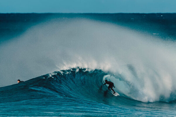 220126Dentro de una Ola1200